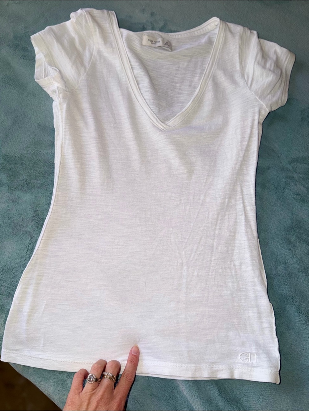 Gilly Hicks XSmall White V-Neck Burnout Short Sleeve Tee - Picture 13 of 13